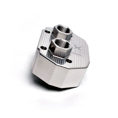 Componentes mecanizados de aluminio girado acabados anodizados aplicaciones automotrices piezas giratorias CNC