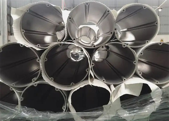 Profiles de extrusión de aleación de aluminio estándar de OEM Roller Forms Roller Anodizing