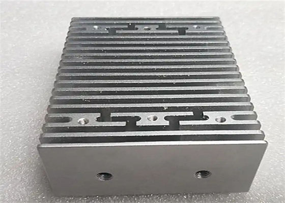 Profiles de extrusión de aleación de aluminio estándar de OEM Roller Forms Roller Anodizing