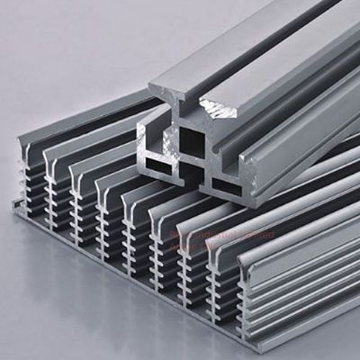 Profiles extrudidos de aleación de aluminio resistente a la corrosión 6063 6061 6005 6060 T5 T6 Múltiples aplicaciones de especificación