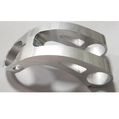 Material de acero de sección redonda Partes de mecanizado CNC con dureza HRC58-64 para aplicaciones de precisión