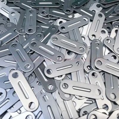 Servicios personalizados de estampado de metales que ofrecen flujos de trabajo de producción y un rendimiento superior de las piezas metálicas para OEM